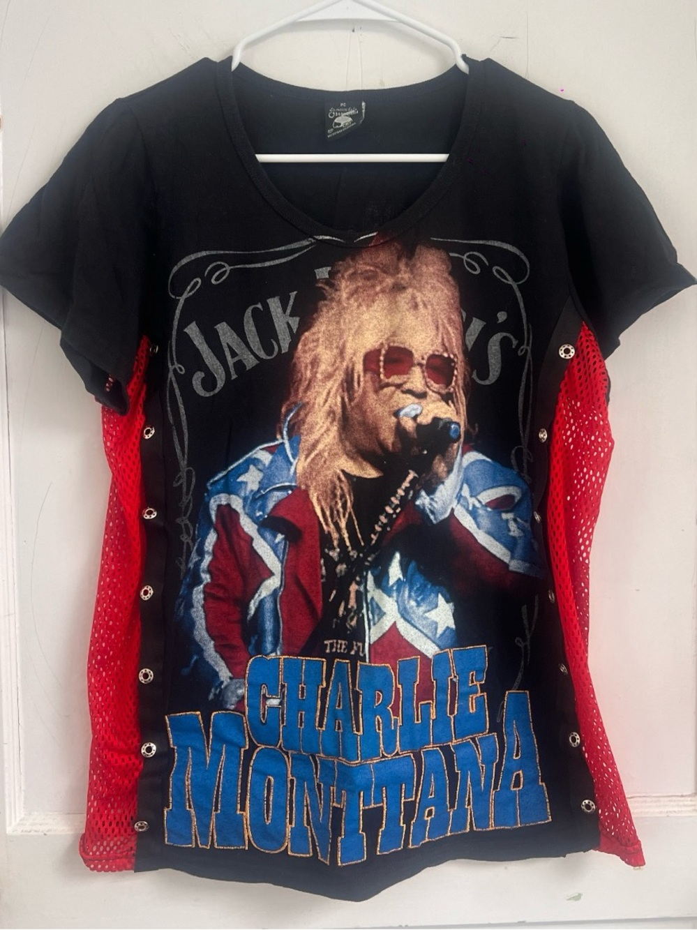 Rock 'n' Roll Graphic Glam Rock Grunge Charlie Montana Jack
Daniels Top One Size